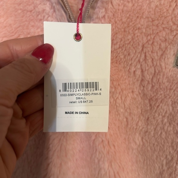 Simply Southern Sherpa Pullover - Picture 4 of 6